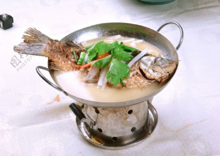 铁锅鱼图片