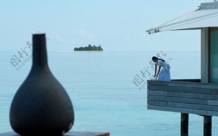 马尔代夫海上别墅楼图片