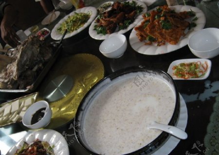 蒙古人的餐饮美食图片
