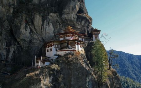 悬崖峭壁上的庙宇图片