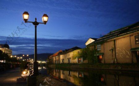 日本北海道小樽运河的黄昏图片