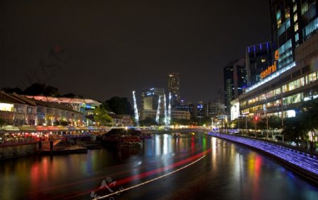 新加坡新加坡河河畔夜景图片