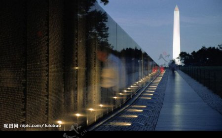 华盛顿越战纪念碑图片