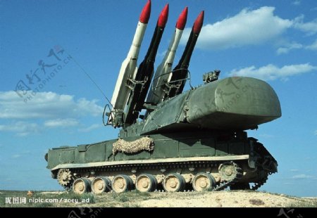 伊朗运输防空导弹系统图片