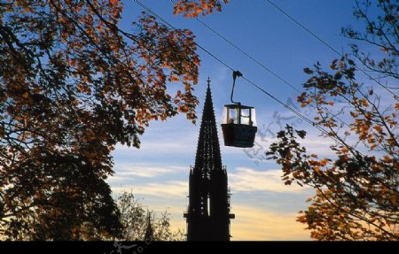 德国城市公园和教堂图片