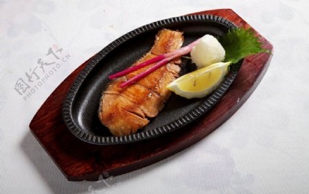 鲭江鲑鱼排图片