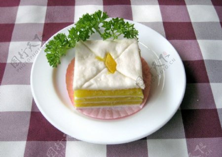 椰黄千层糕图片