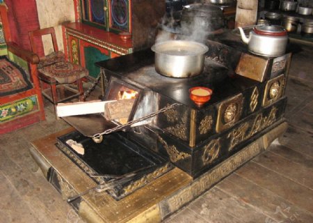 藏族厨房图片