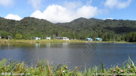 天湖景观图片