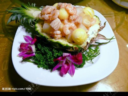 菠萝海鲜船图片