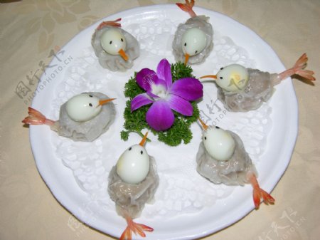 鹌鹑蛋虾香饺图片