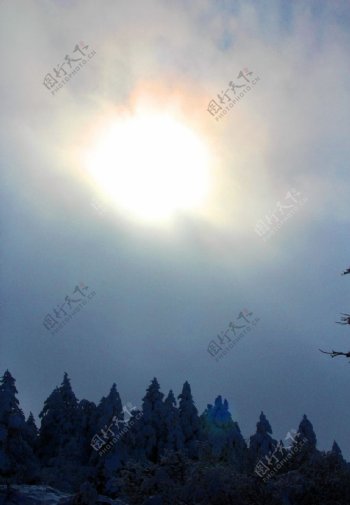峨眉山太阳图片