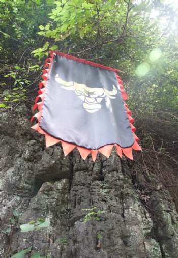 图腾古道的旗子图片