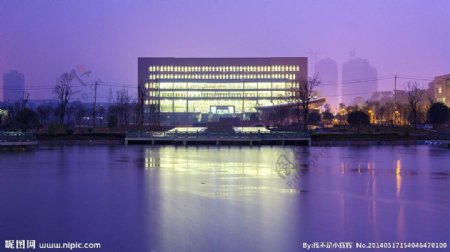 湖南工业大学图书馆图片
