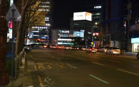 首尔夜街图片