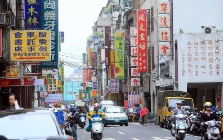 台北市结晶街景汽车图片