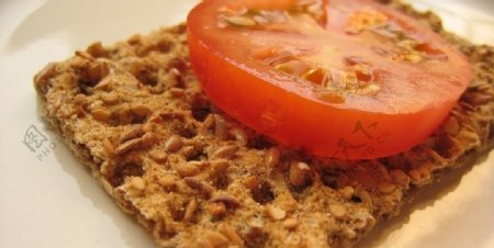 西红柿饼干美食图片