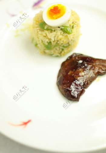 鹅肝饭团图片