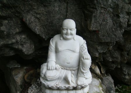 神农架弥勒佛像坐禅图片