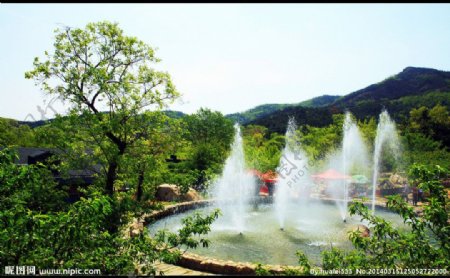 九龙山喷泉图片