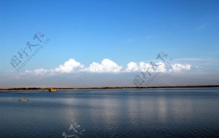 新疆五家渠青格达湖图片