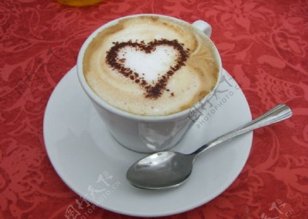 情人节爱心咖啡图片