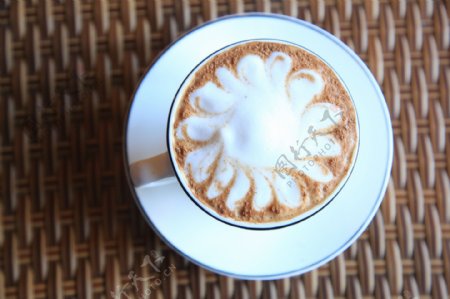 卡布奇诺花式咖啡图片