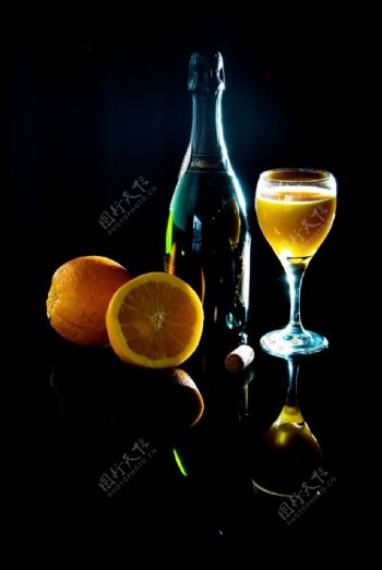 柠檬酒瓶图片