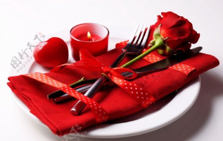 浪漫餐具图片