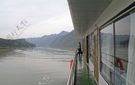 新安江山水图片