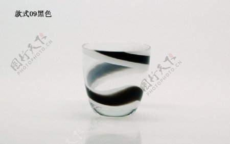 黑白螺旋水杯图片