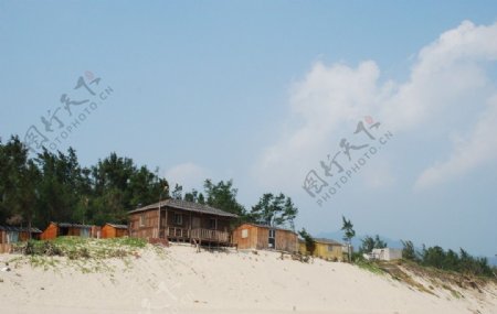 大海边的木屋别墅图片