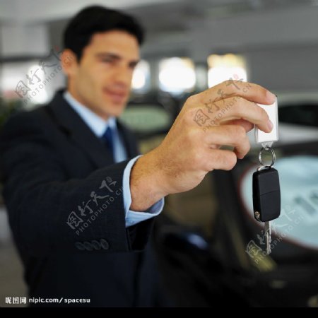 交付汽车钥匙图片