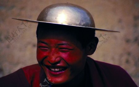 藏族少年图片