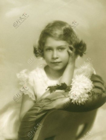 童年时代的伊莉莎白二世图片