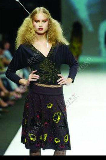 里约热内卢2004女装秋冬新品发布会0023