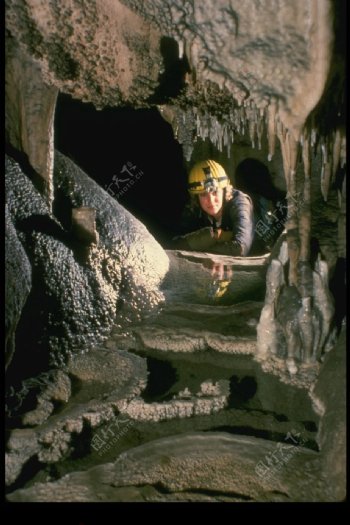 洞穴0061
