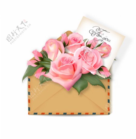 牛皮信封里的粉色玫瑰花和卡片
