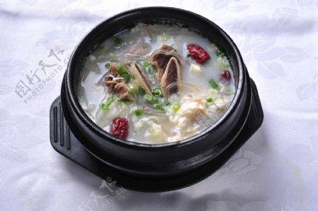 石锅牛排汤