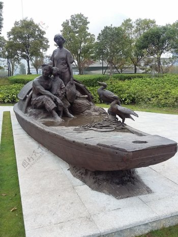 鄱阳湖渔家场景雕塑