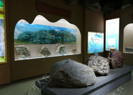 嵩山地质公园博物馆展厅一景