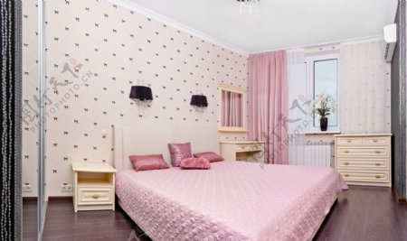 粉红风格卧房室内装修图片