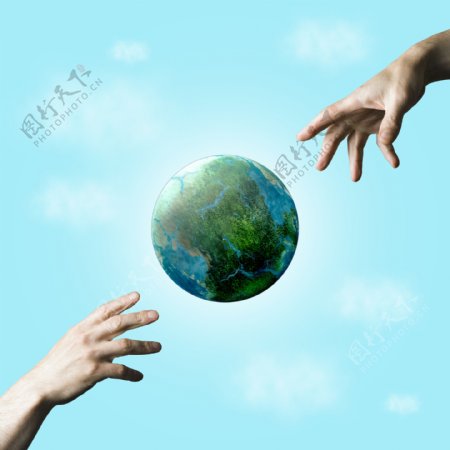 双手和地球图片