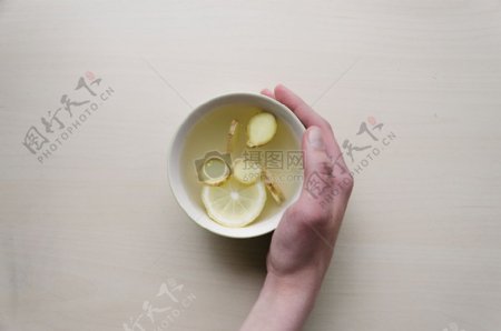杯手杯土豆桌子喝茶厨房柠檬控股柚子健朗