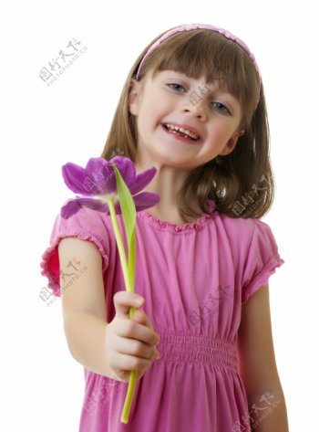 手拿鲜花的小女孩图片