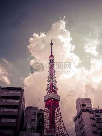 天空下的东京塔