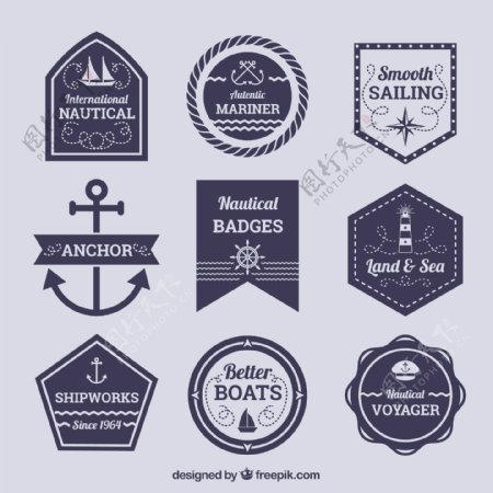 不同几何形状的航海徽章