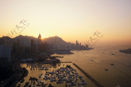 清晨时的香港城市风光图片