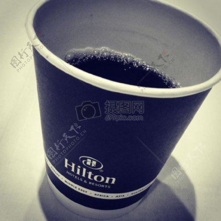 咖啡杯子工作希尔顿