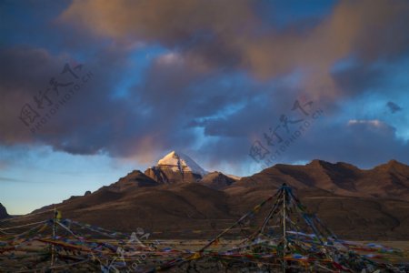 西藏阿里风景